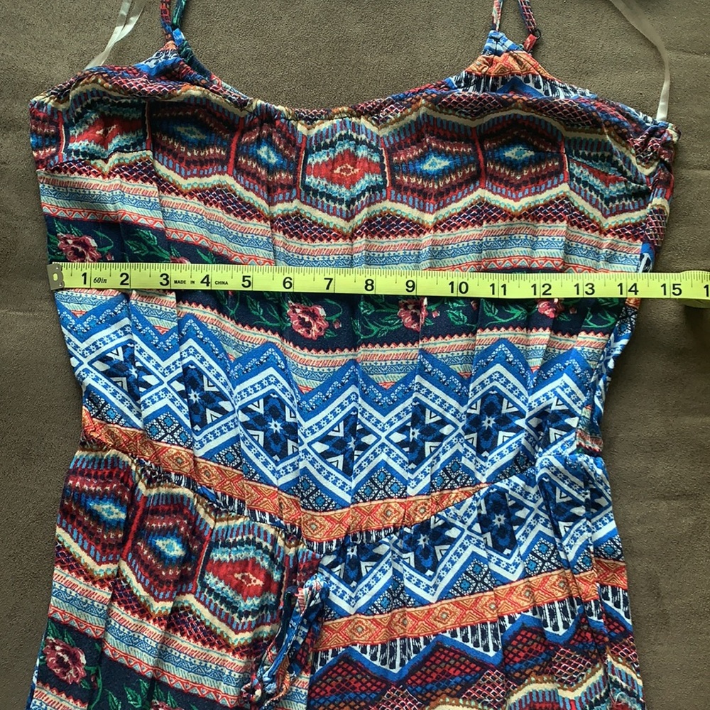 Jumper - Picture 8 of 8